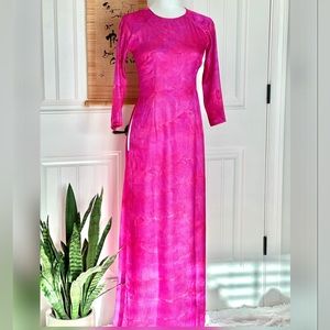 Vietnamese áo dài Thai Tuan fabric